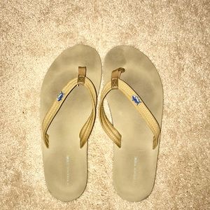 Southern tide flip flops